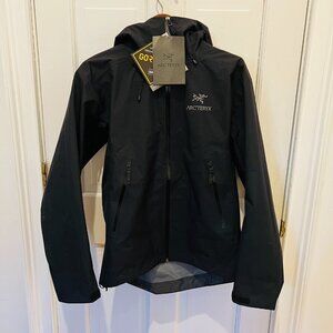 Arcteryx Beta Jacket Black Men's Med Sz Gore-Tex New with Tags